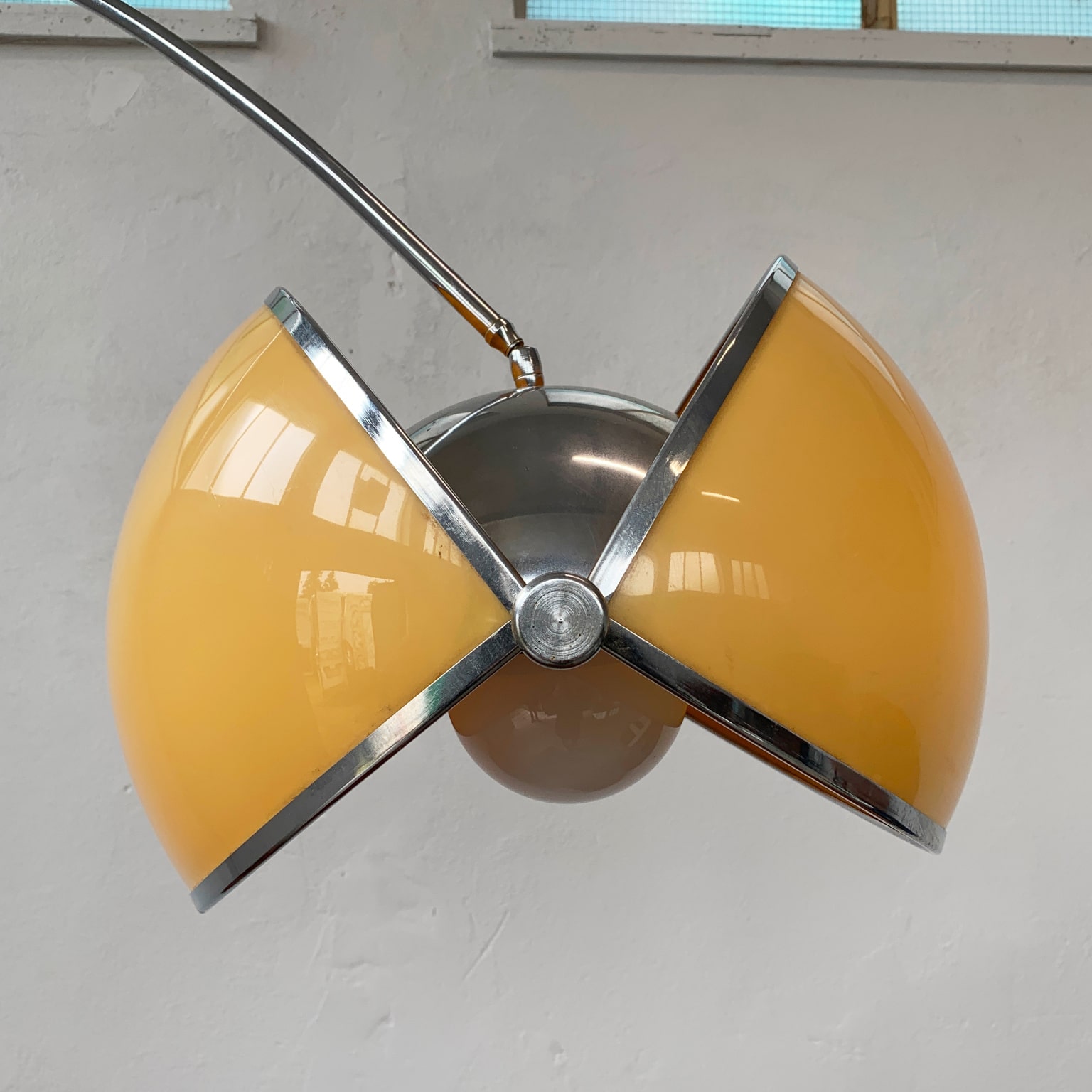 Superstudio per Poltronova attr.<br> Lampada ad arco mod. Pac Man, anni 70 - immagine 7