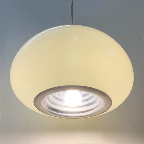 Achille e Piergiacomo Castiglioni per Flos <br> Lampada a sospensione mod. Black & White, 1965