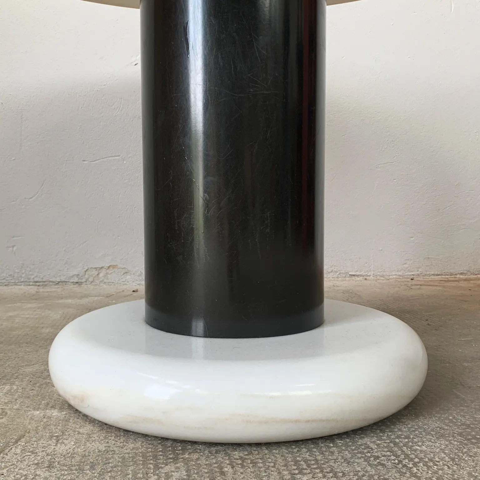 Ettore Sottsass per Poltronova <br> Tavolo da pranzo mod. Loto Rosso - immagine 5