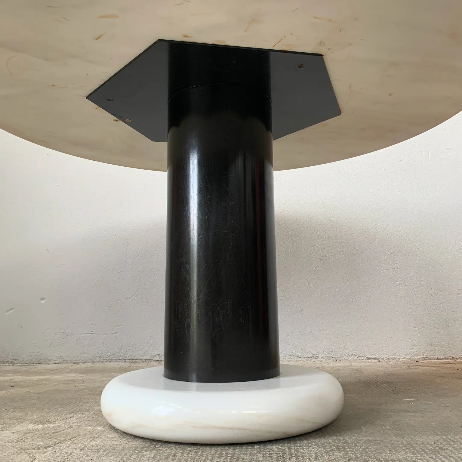 Ettore Sottsass per Poltronova <br> Tavolo da pranzo mod. Loto Rosso - immagine 6