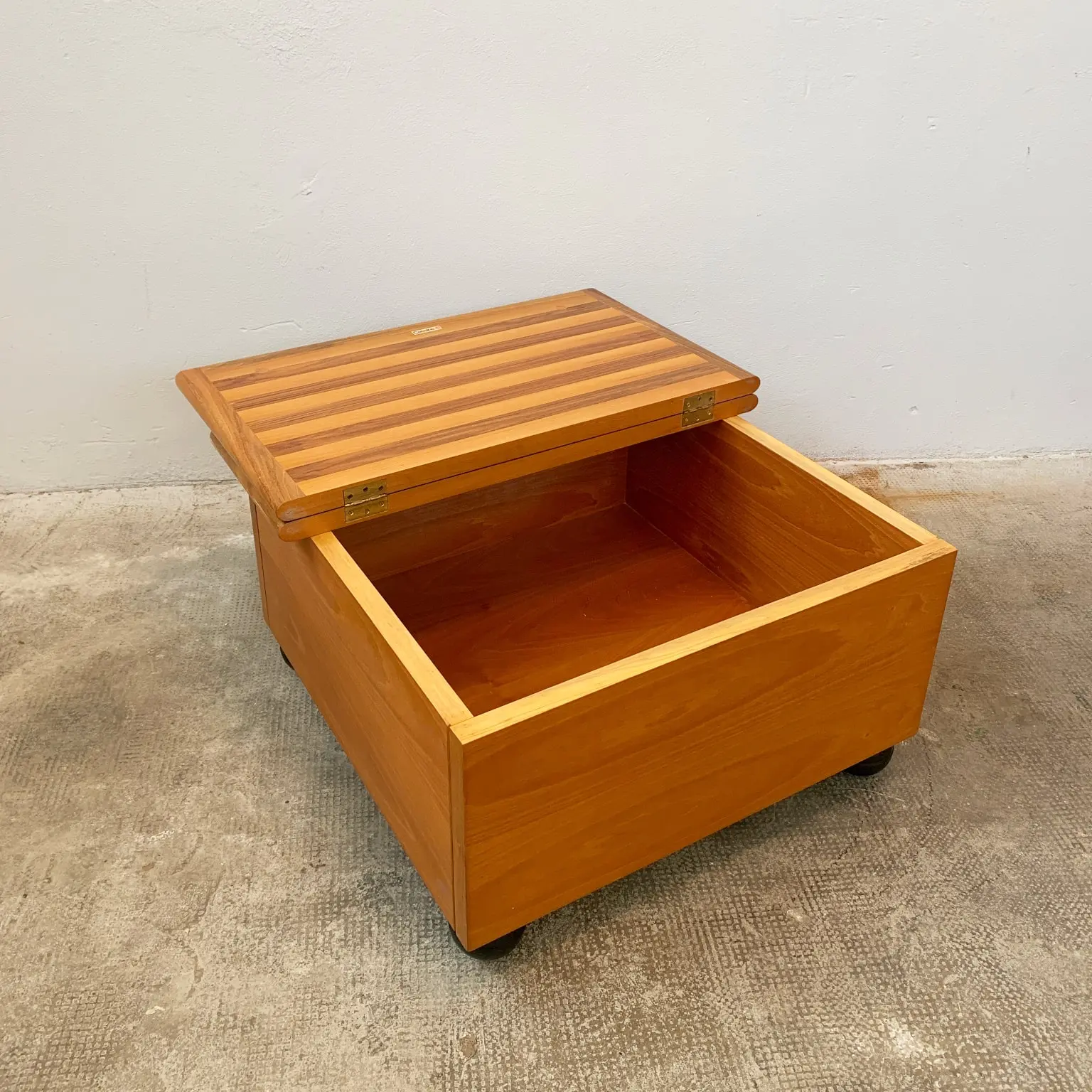 Mario Bellini per Cassina <br> Raro tavolino contenitore Storage box della serie Pianura, 1971 - immagine 5