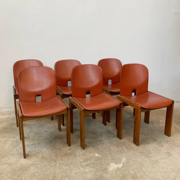 Afra e Tobia Scarpa per Cassina <br> Gruppo di 6 sedie mod. 121, 1965