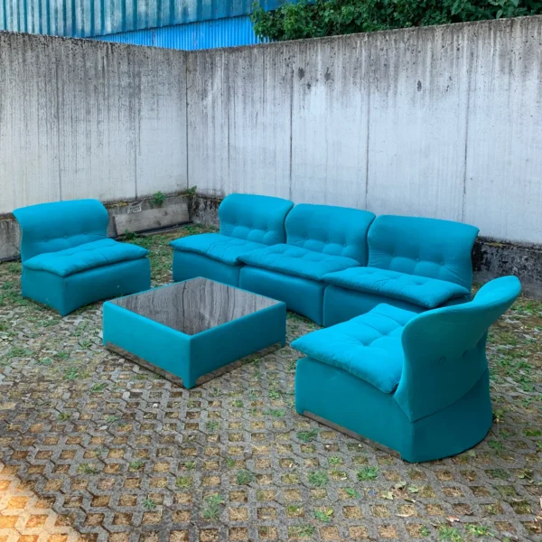 Giovanni Offredi per Saporiti <br> Set di 5 poltrone mod. Vela Bassa + tavolino, anni 70