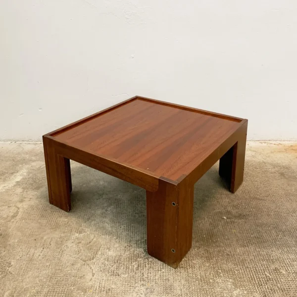 Afra e Tobia Scarpa per Cassina <br> Tavolino quadrato mod. 771