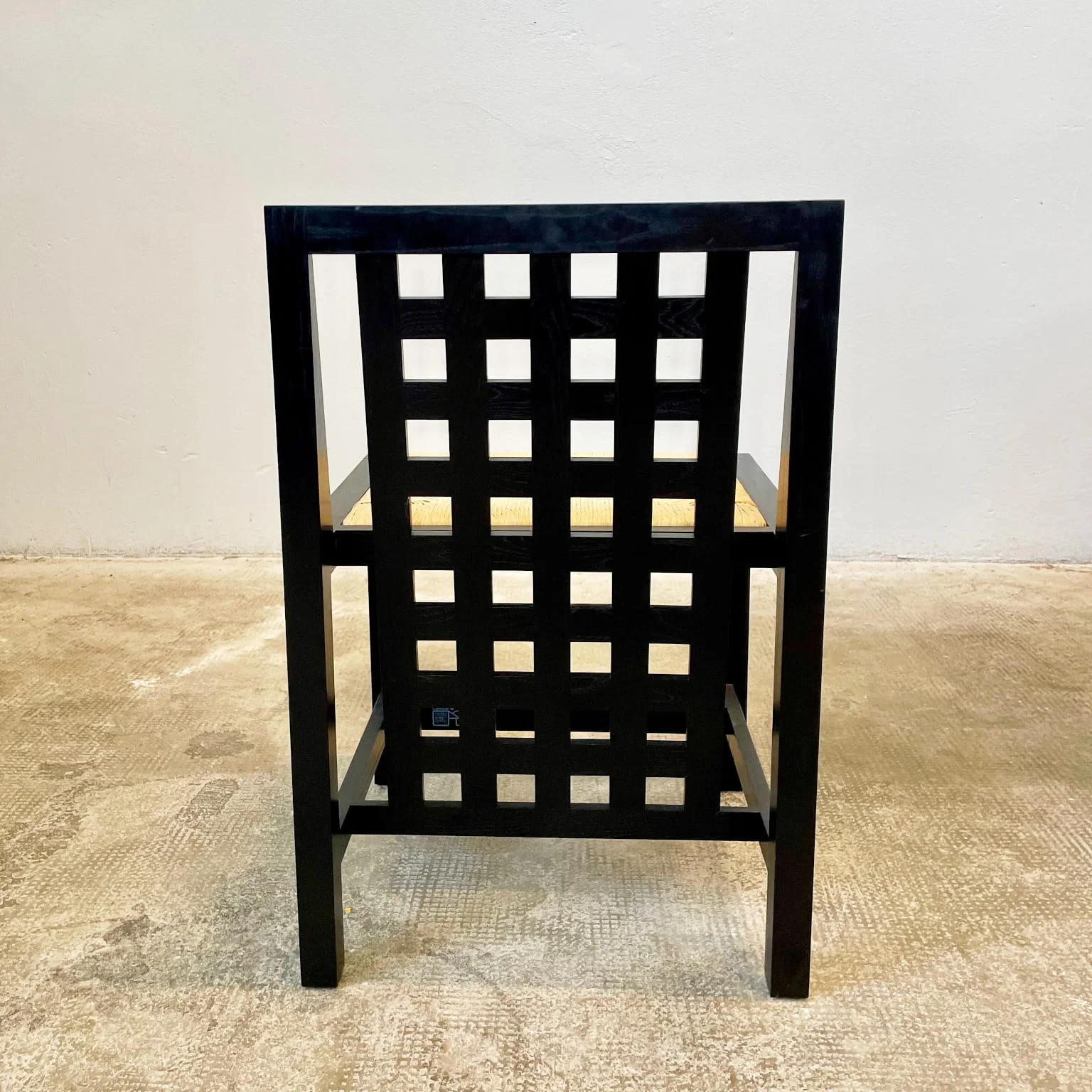 Charles Rennie Mackintosh per Cassina <br> Coppia di sedie mod. DS3, anni 80 - immagine 5