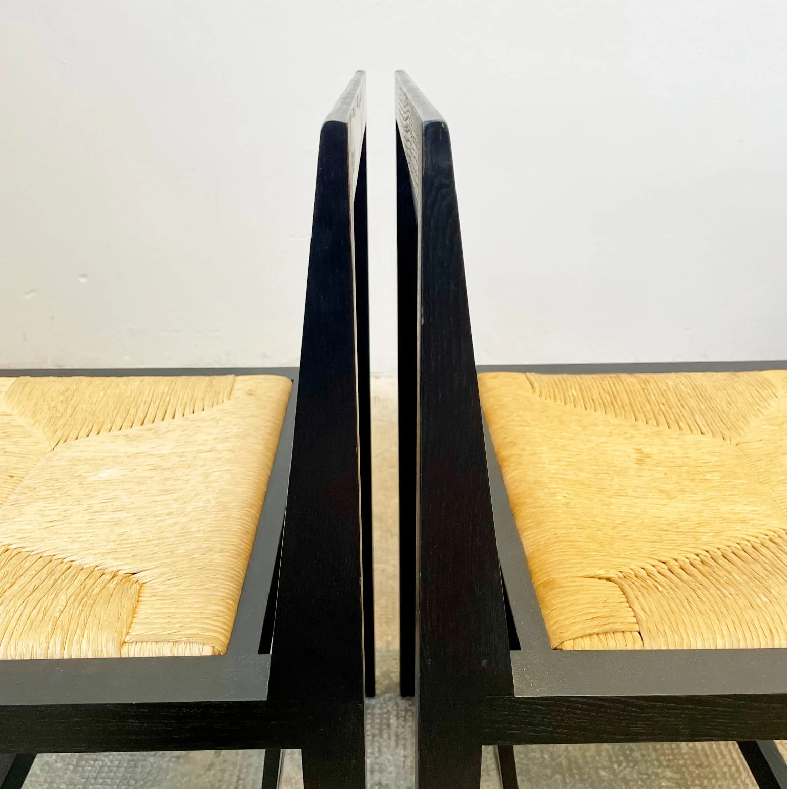 Charles Rennie Mackintosh per Cassina <br> Coppia di sedie mod. DS3, anni 80 - immagine 8