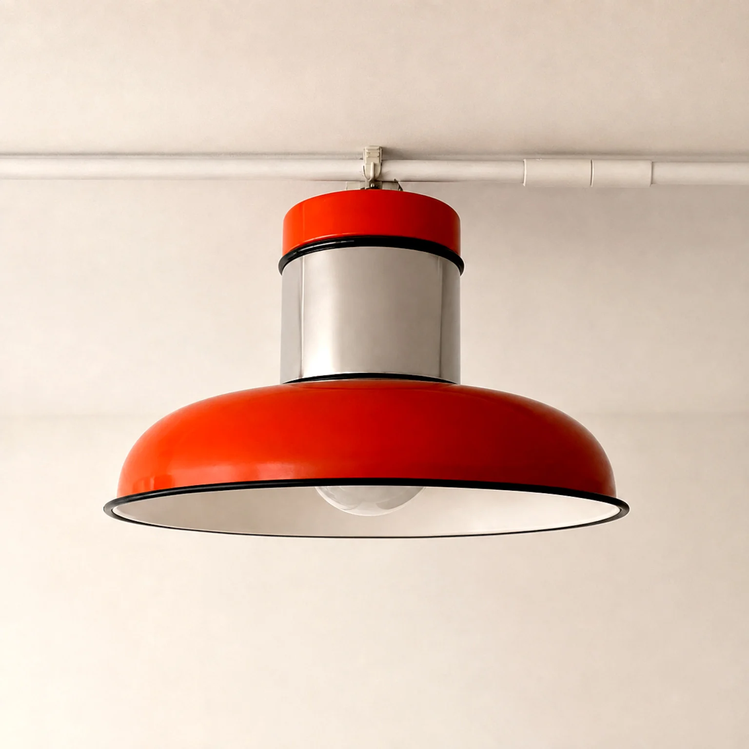 Gianni Celada per Fontana Arte <br> Gruppo di 3 lampade a soffitto mod. Sisten, anni 70 - immagine 3