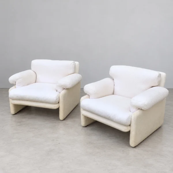 Afra e Tobia Scarpa per B&B Italia <br> Coppia di poltrone mod. Coronado, anni 70